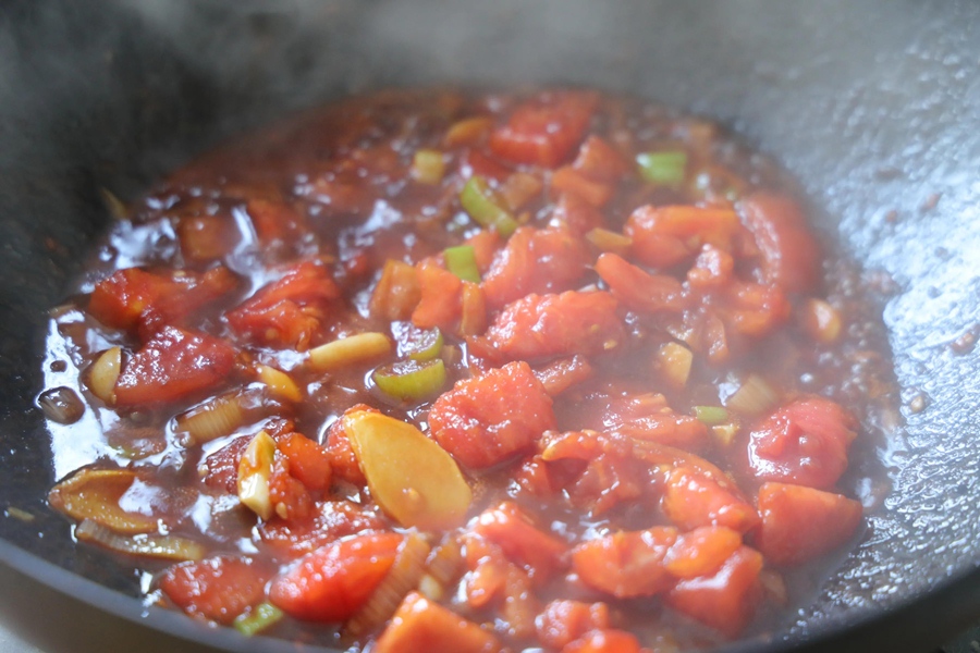 Bữa tối lười biếng chỉ cần một bát canh rau cải nấu đậu phụ thịt viên vừa ngon lại đủ chất-4