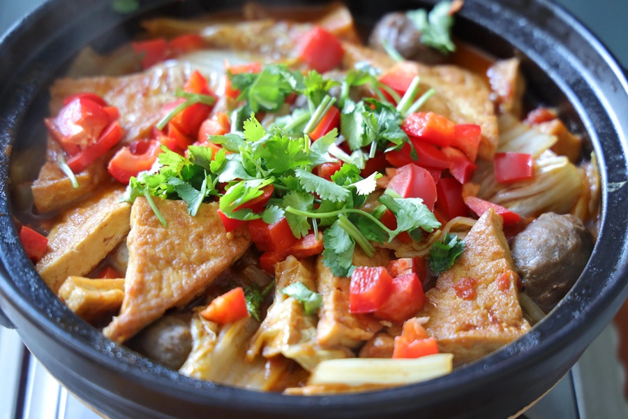 Bữa tối lười biếng chỉ cần một bát canh rau cải nấu đậu phụ thịt viên vừa ngon lại đủ chất-8