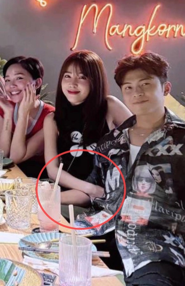 Puka mang thai con đầu lòng sau 5 tháng kết hôn?-5