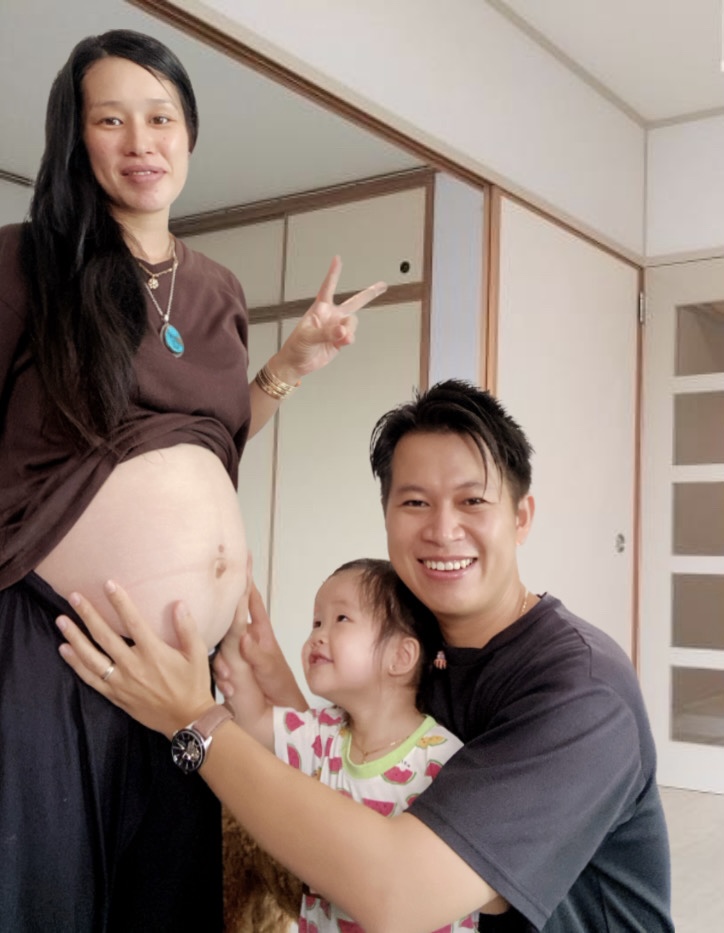 Anh công nhân lặn lội đưa vợ Nhật về Việt Nam sinh con, vào viện ai cũng tò mò hỏi một câu-4