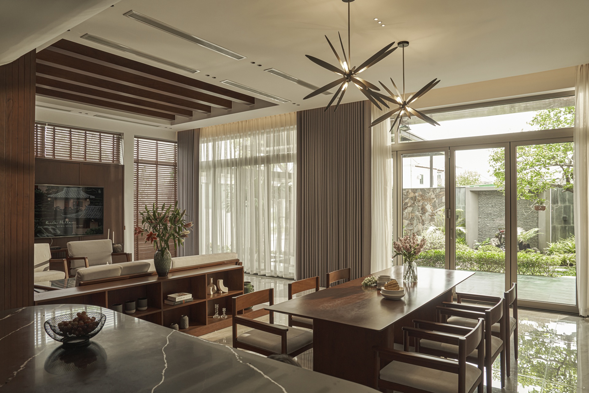 Con trai chi 3 tỷ đồng xây ngôi nhà như khu nghỉ dưỡng tặng cha mẹ-5