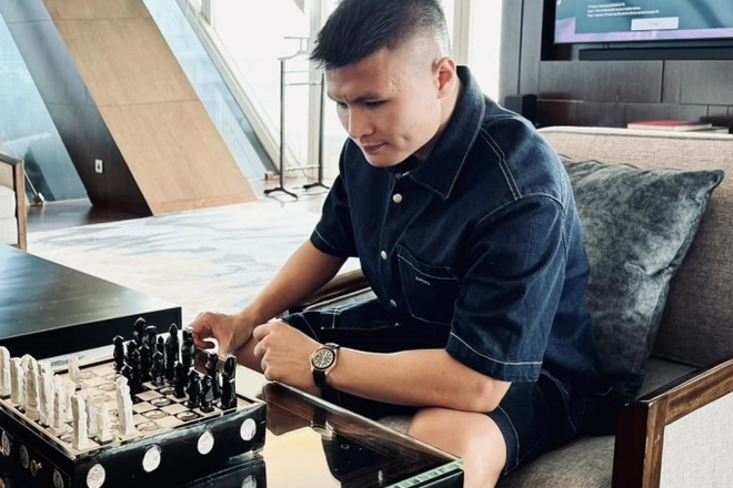 Hoa cưới của Quang Hải và Chu Thanh Huyền trong tiệc ngoài trời gây choáng vì hình thù kỳ lạ, ẩn chứa ý nghĩa gì?-4