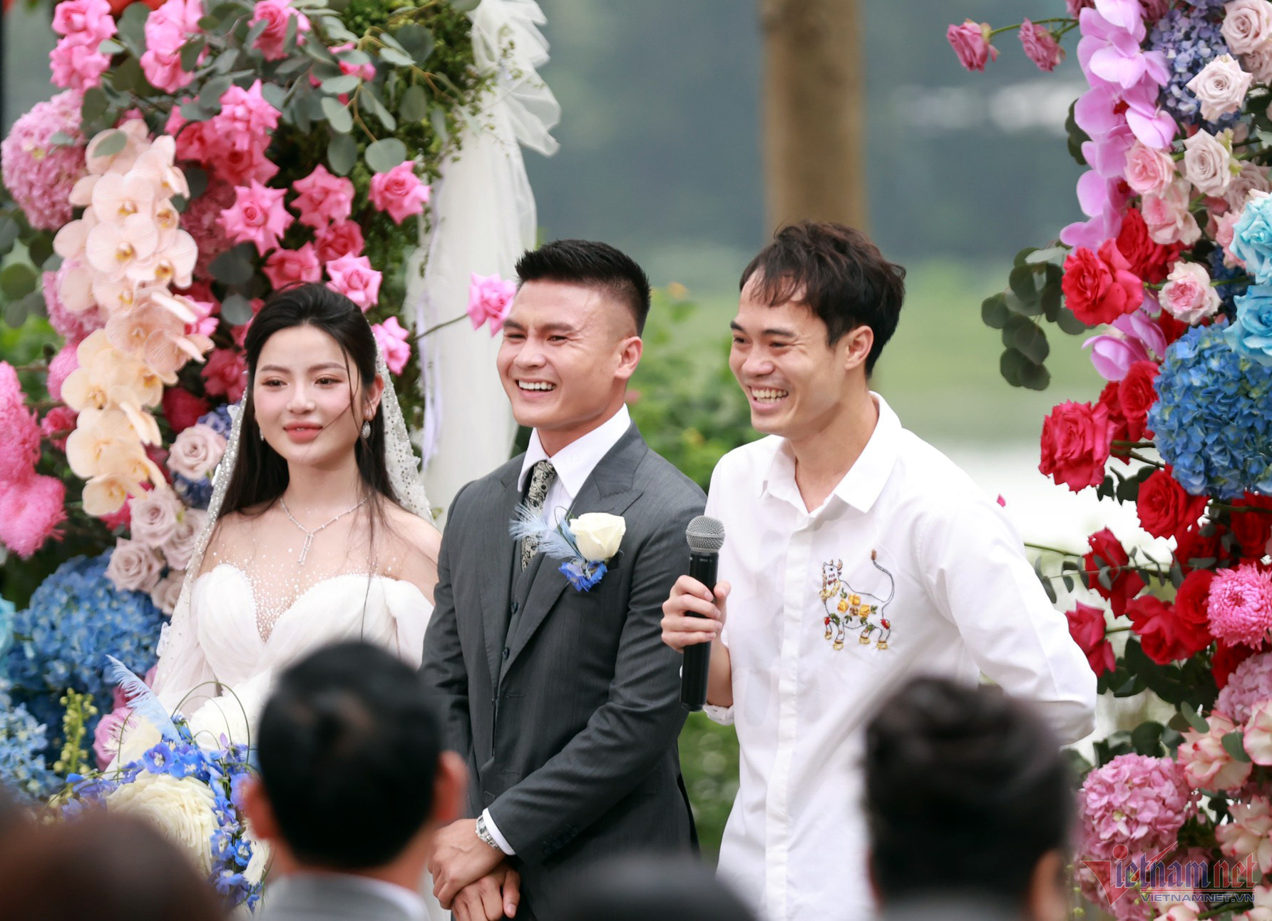 Quang Hải - Chu Thanh Huyền báo tin vui... săn Rồng thành công-6