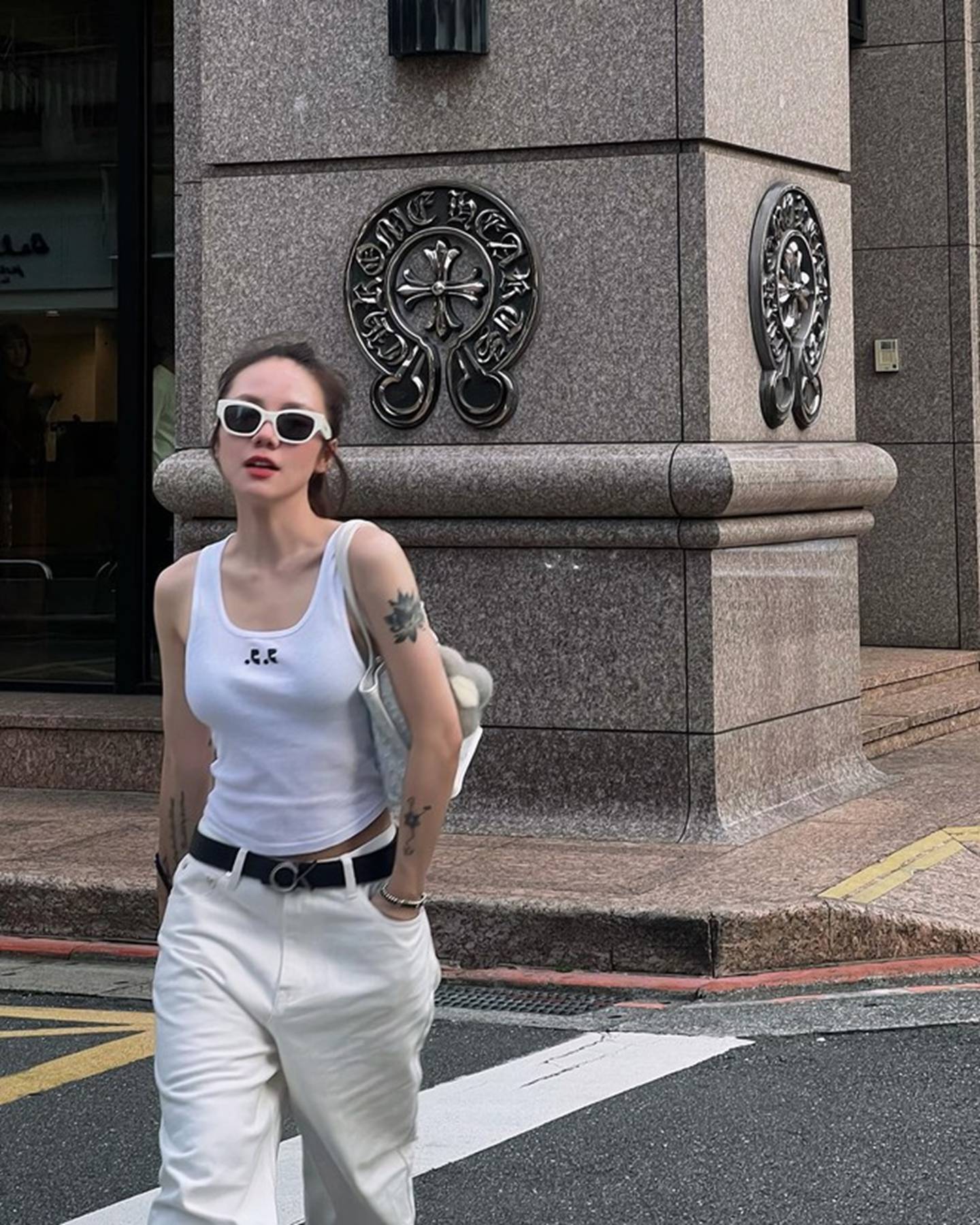 4 mỹ nhân Việt có phong cách diện quần ống rộng ấn tượng, đáng tham khảo-1