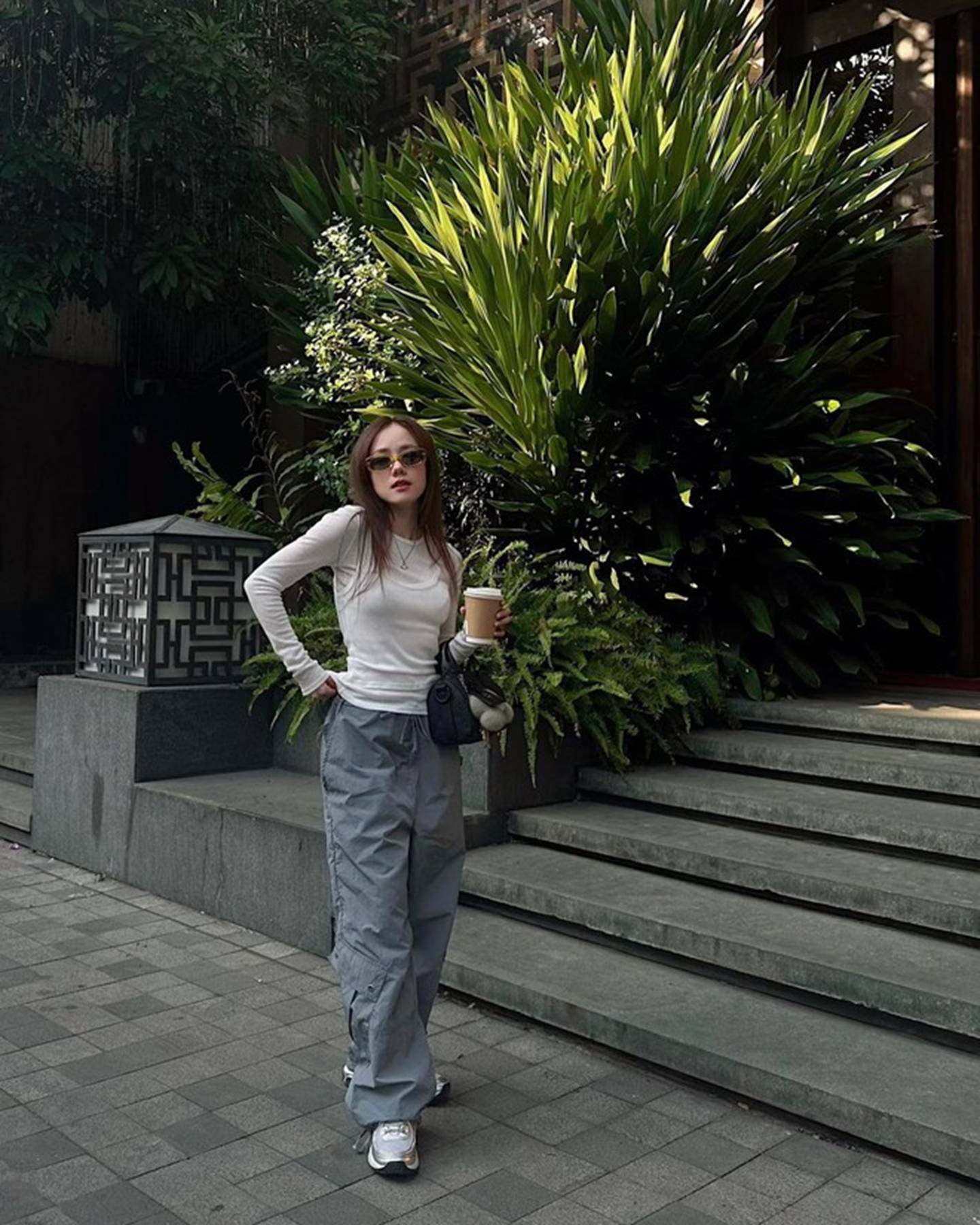 4 mỹ nhân Việt có phong cách diện quần ống rộng ấn tượng, đáng tham khảo-2