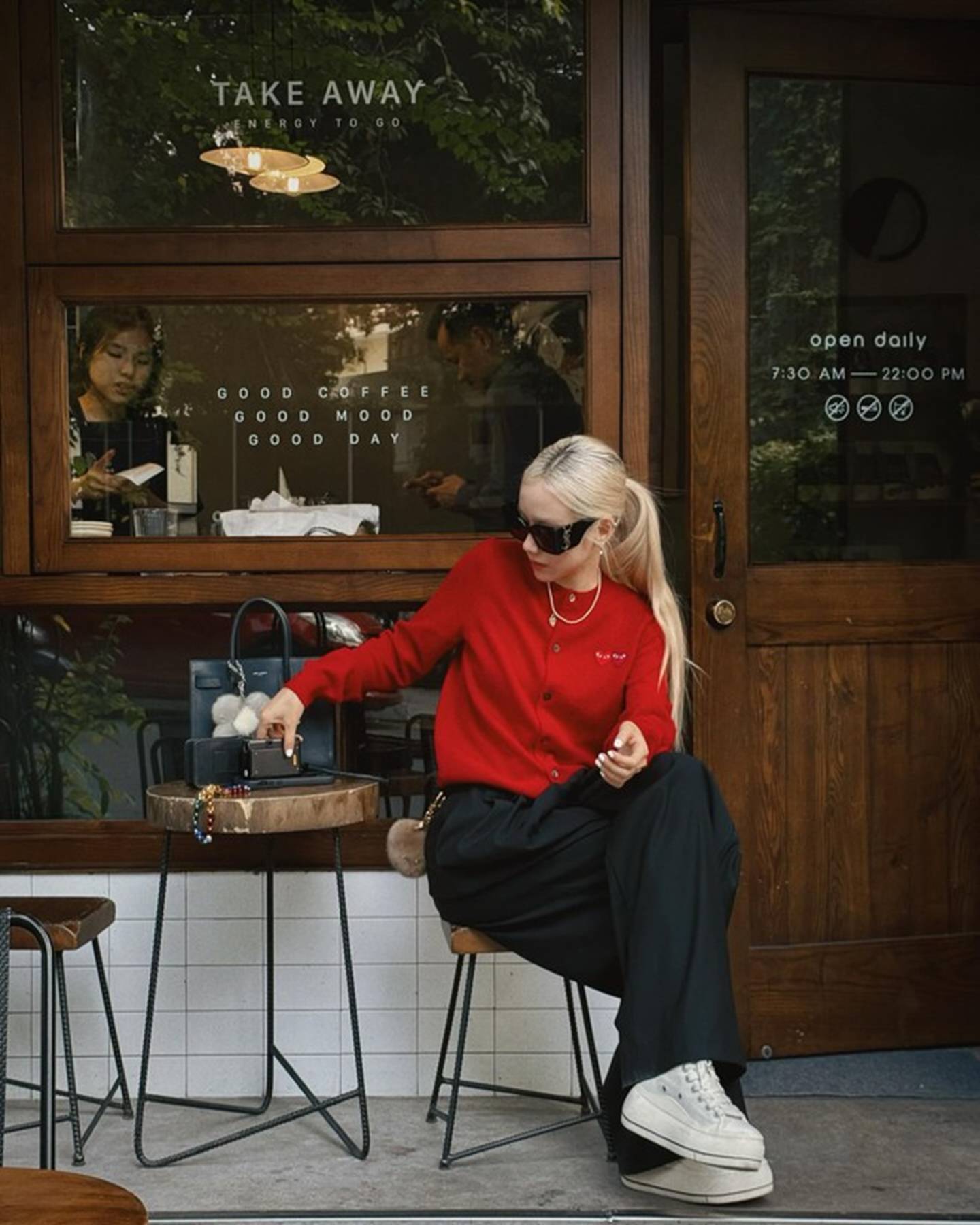 4 mỹ nhân Việt có phong cách diện quần ống rộng ấn tượng, đáng tham khảo-3