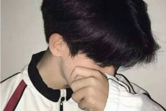 Chàng trai mắc chứng ảo tưởng tất cả nữ sinh trong trường đều thích mình