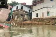 Bắc Ninh: Sáu nhà dân bị sạt lở xuống sông Cầu trong đêm