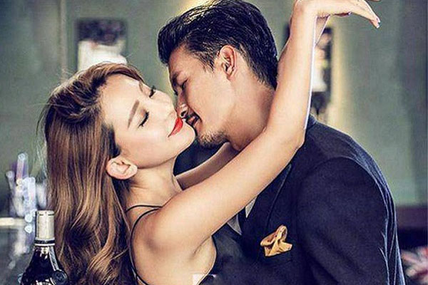 Vừa được ông bà ngoại chia cho 360 triệu, dì tôi liền đăng bài tìm người yêu” dù đã U50 và 4 đời chồng-2