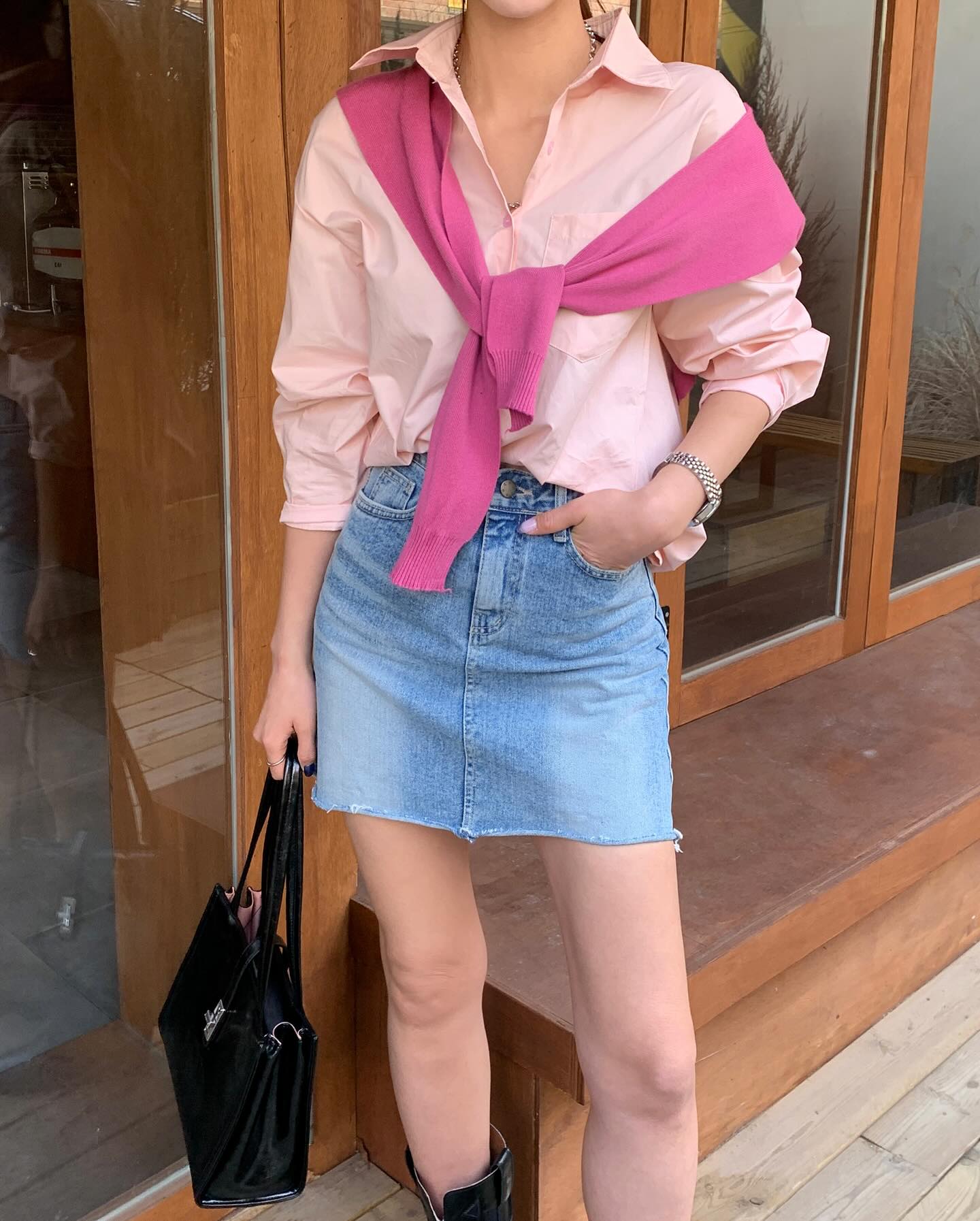 4 xu hướng trang phục denim phủ sóng mùa hè 2024, cứ mặc là trẻ trung-5