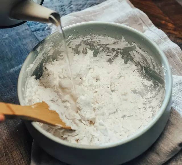 Hướng dẫn làm bánh trôi pha lê ngon và đẹp mắt cho ngày Tết Hàn thực-1