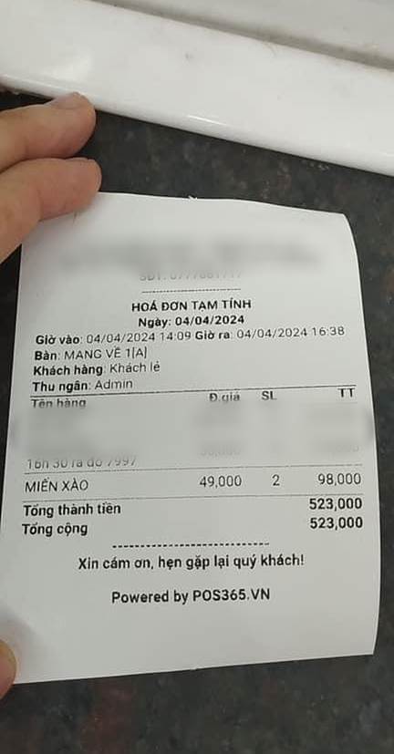 Suất miến xào lòng mề hoang tàn đổ nát có giá 49k khiến dân mạng ngán ngẩm: Điểm chung của miến và chủ quán là... không có lòng!-1