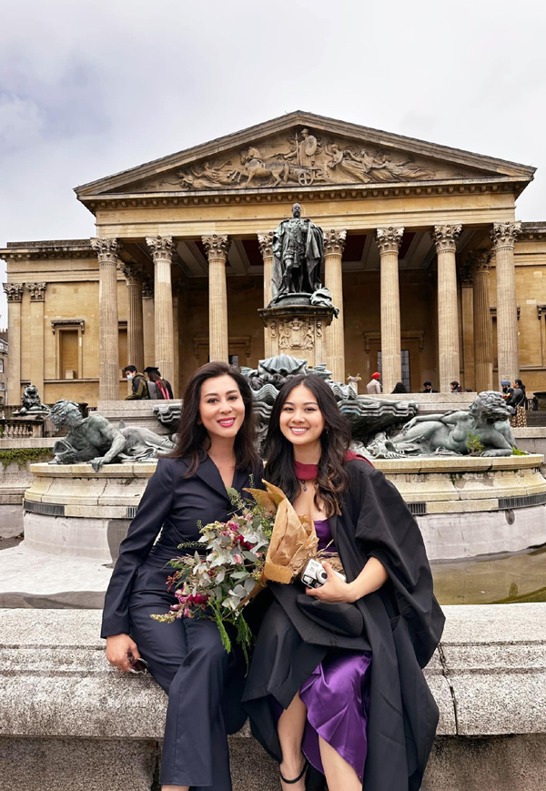 Nữ MC nức tiếng hải ngoại: Con gái cựu Hoa khôi Sài Gòn xưa, U60 vẫn khoe dáng sexy, đời tư bí ẩn-6