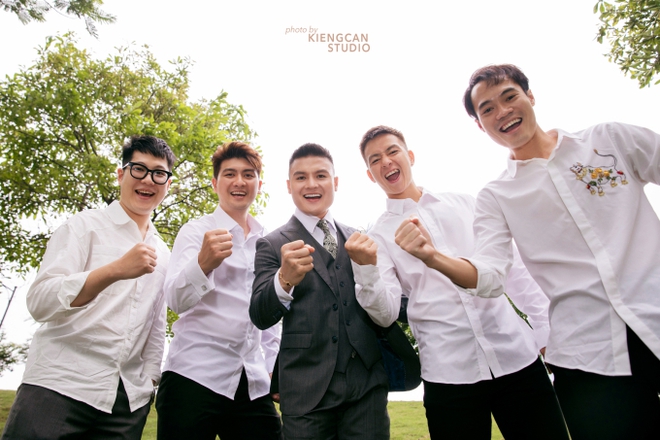 Văn Toàn tự nhận tóc rụng gần hết” vẫn chưa cưới vợ, Quế Ngọc Hải tung ngay ảnh chứng minh sự thật-4