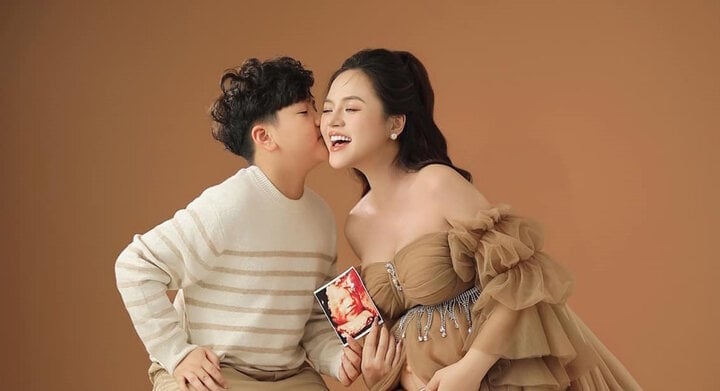 Diễn viên Thu Quỳnh: Tôi không muốn ràng buộc bởi tờ giấy hôn thú-2