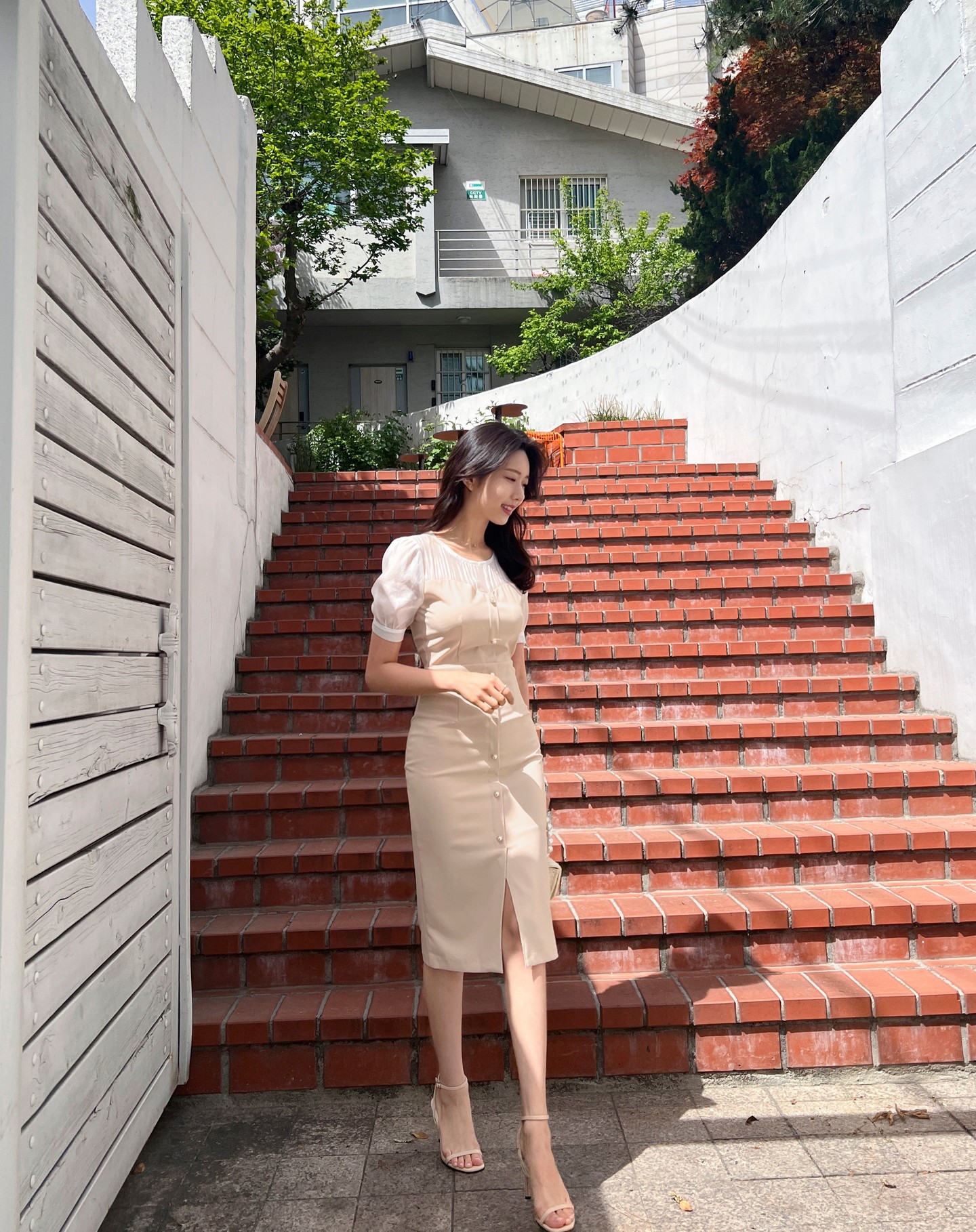 4 mẫu giày công sở siêu hack dáng, dễ phối đồ mà mọi chị em nên có-5