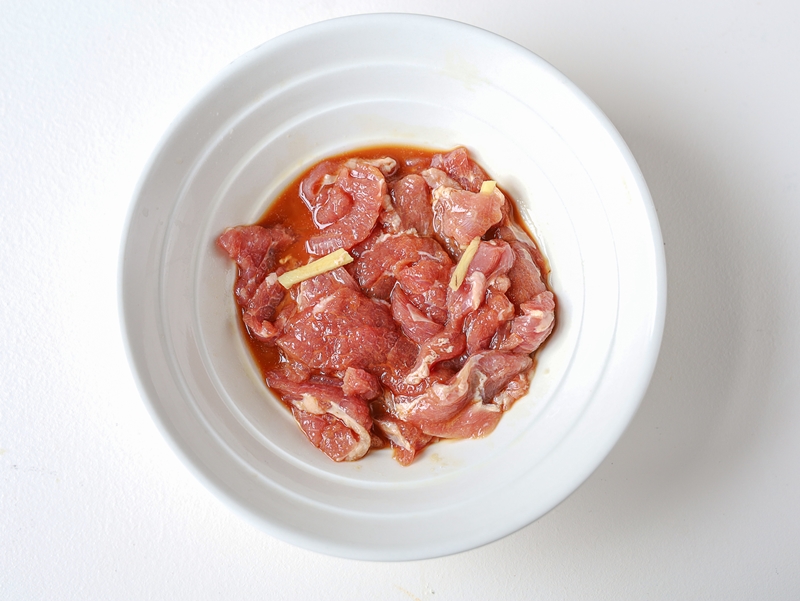 Ngày bận rộn làm món cơm trộn: Chỉ trong 1 tô mà đủ rau và thịt, giàu dinh dưỡng-2