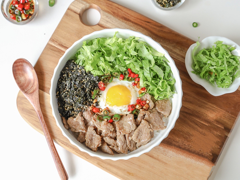 Ngày bận rộn làm món cơm trộn: Chỉ trong 1 tô mà đủ rau và thịt, giàu dinh dưỡng-7