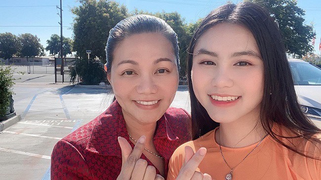 NSƯT Ngọc Huyền viên mãn tuổi U50, được mẹ chồng nổi tiếng tặng căn biệt thự 46 tỷ đồng tại Mỹ-16