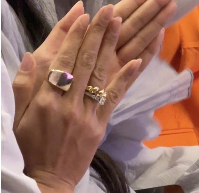 H’Hen Niê lộ nhẫn khủng ở ngón áp út sau tin bí mật kết hôn-4