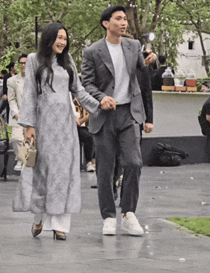 Doãn Hải My lên tiếng khi bị nói cố tình khoe giày cao gót LV chục triệu do Văn Hậu tặng, tự đặt câu hỏi để PR sản phẩm-2