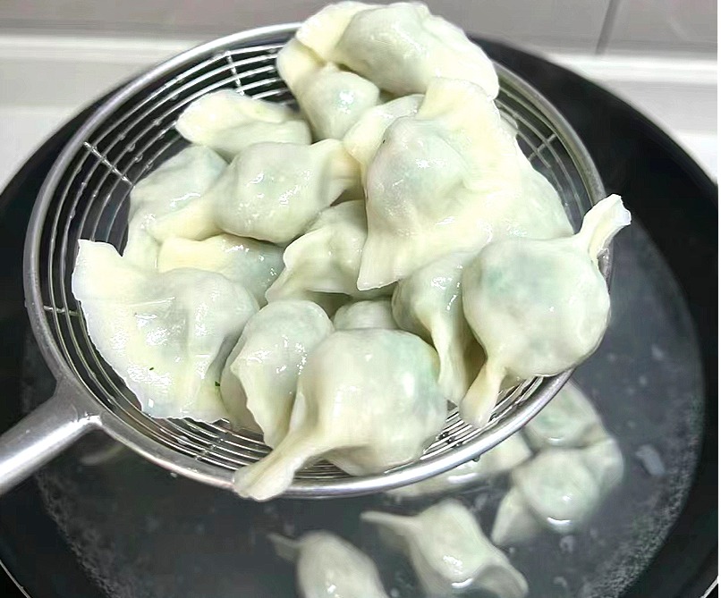 Tháng 3 Âm lịch, ăn loại rau dại này giúp cải thiện thị lực, tăng cường cơ bắp, làm sủi cảo cực ngon-11