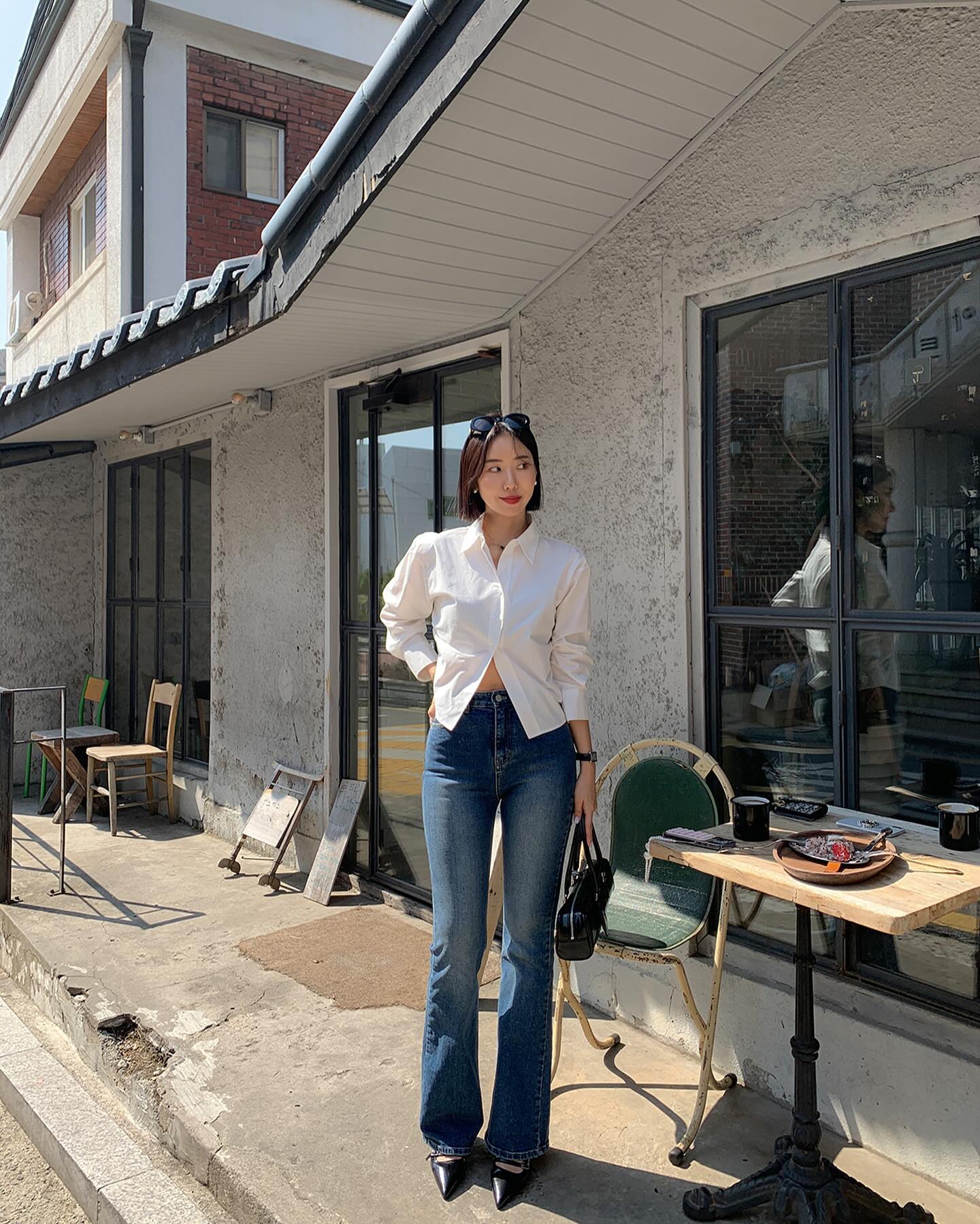 Áo sơ mi phối với 5 kiểu quần này là sành điệu nhất-1