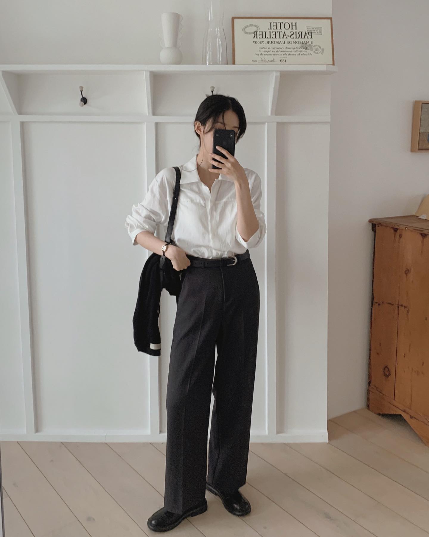 Áo sơ mi phối với 5 kiểu quần này là sành điệu nhất-4