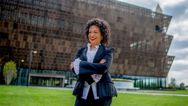 Vay tiền 11 ngân hàng đều bị từ chối, người phụ nữ khởi nghiệp với số vốn 1.000 USD, thu về gấp 25.000 lần mỗi năm-2