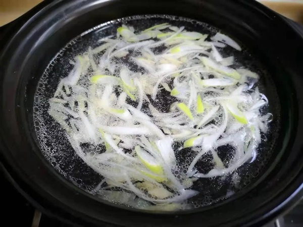 Loại củ bổ dưỡng hơn khoai môn đem nấu thành món ăn vừa ngon lại có tác dụng giảm ho, bổ tỳ, nhuận phổi-8