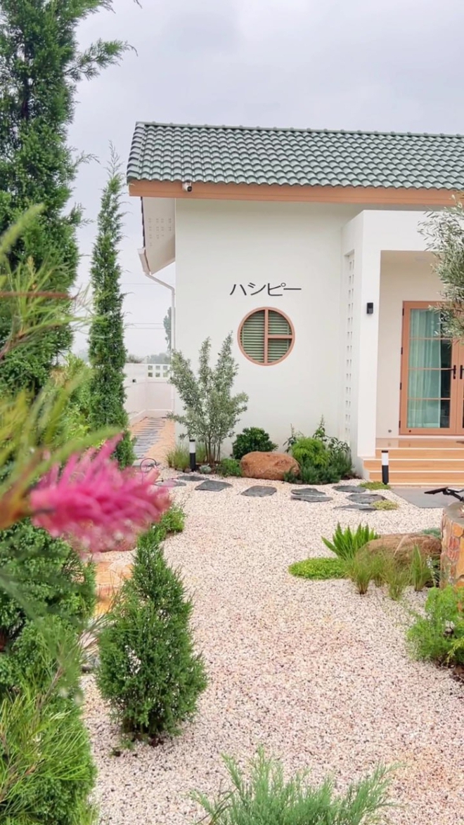 Ngôi nhà ở Thái Lan được dân mạng share điên đảo: Góc nào cũng chill, riêng sân vườn và căn bếp thì mê chữ ê kéo dài-2