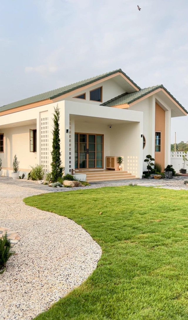 Ngôi nhà ở Thái Lan được dân mạng share điên đảo: Góc nào cũng chill, riêng sân vườn và căn bếp thì mê chữ ê kéo dài-10