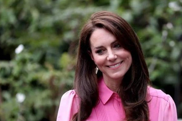 Tranh cãi bức ảnh chưa từng công bố của William và Kate-3