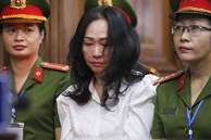 Hình ảnh bà Trương Mỹ Lan cùng các bị cáo trước giờ tuyên án