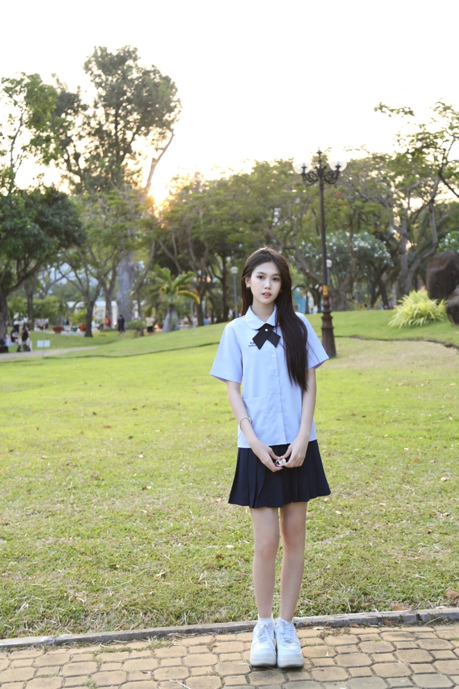 Bé Bảo An Xúc Xắc Xúc Xẻ có MV 100 triệu view đầu tiên của V-Pop nay đã là thiếu nữ: Học hành giỏi giang, giành học bổng xịn xò-3