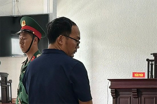 Lời xin lỗi không được chấp thuận của cựu quân nhân tông chết nữ sinh