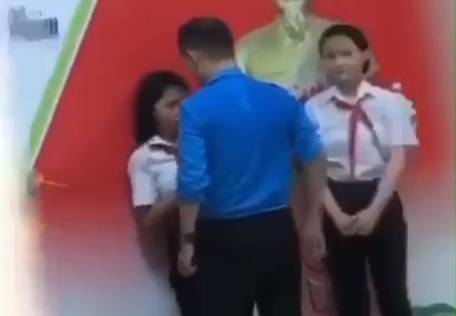 Làm rõ clip cán bộ nhà trường túm cổ áo, ép học sinh vào tường quát tháo-1