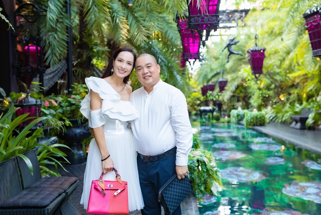 Siêu mẫu U50 từng cưu mang chồng nhạc sĩ trắng tay đến khi đổi đời, giờ tiền bạc rủng rỉnh, con gái được khen xinh như Hoa hậu-2