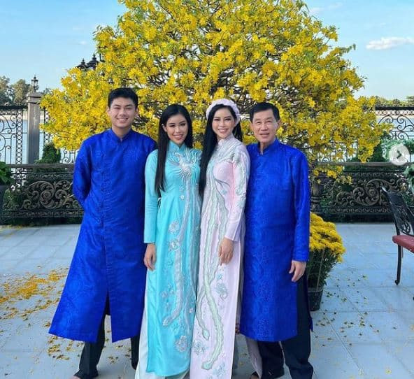 Ái nữ nổi tiếng nhất của tỷ phú Johnathan Hạnh Nguyễn: Từ hot girl MXH đến Phó tổng giám đốc mảng thời trang hàng hiệu, phải đi lùi mới về vạch đích-1