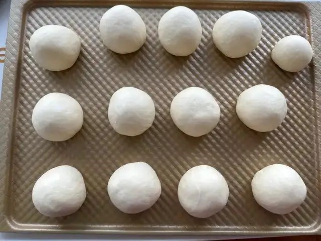 Cách làm bánh mì mật ong thơm ngon vô cùng, ăn sáng hay thưởng thức cùng trà chiều đều hợp-4