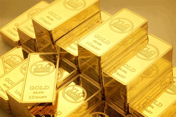 Giá vàng nhẫn treo cao, người dân đổ xô đi bán chốt lời-4