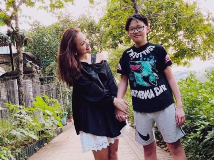 Con trai bị bạn nói là không có bố, Vân Hugo phản ứng thế nào?-1