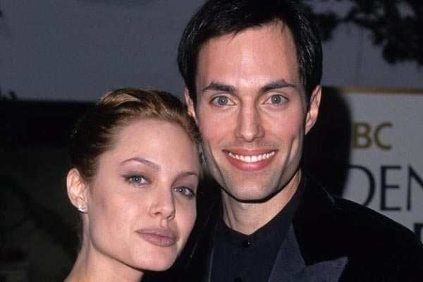 Angelina Jolie và Brad Pitt có 3 người con nuôi nhưng tại sao cậu con trai người Việt - Pax Thiên lại nổi tiếng nhất?-6