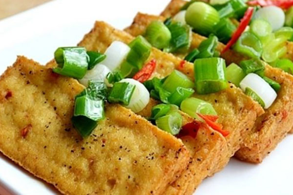 Cách làm đậu hũ tẩm xì dầu thơm béo hao cơm-1