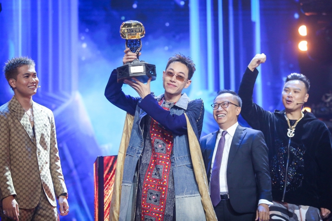 3 Quán quân Rap Việt hiện tại: Người chạy show mệt nghỉ, người đã ở ẩn sinh con, kẻ bận giải quyết tranh cãi-9