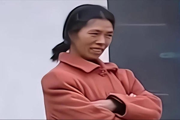 Người phụ nữ 40 năm hoàn toàn không ngủ vẫn khỏe mạnh bình thường, bác sĩ đặt máy đo sóng não theo dõi 48 tiếng mới phát hiện sự thật kinh ngạc-1