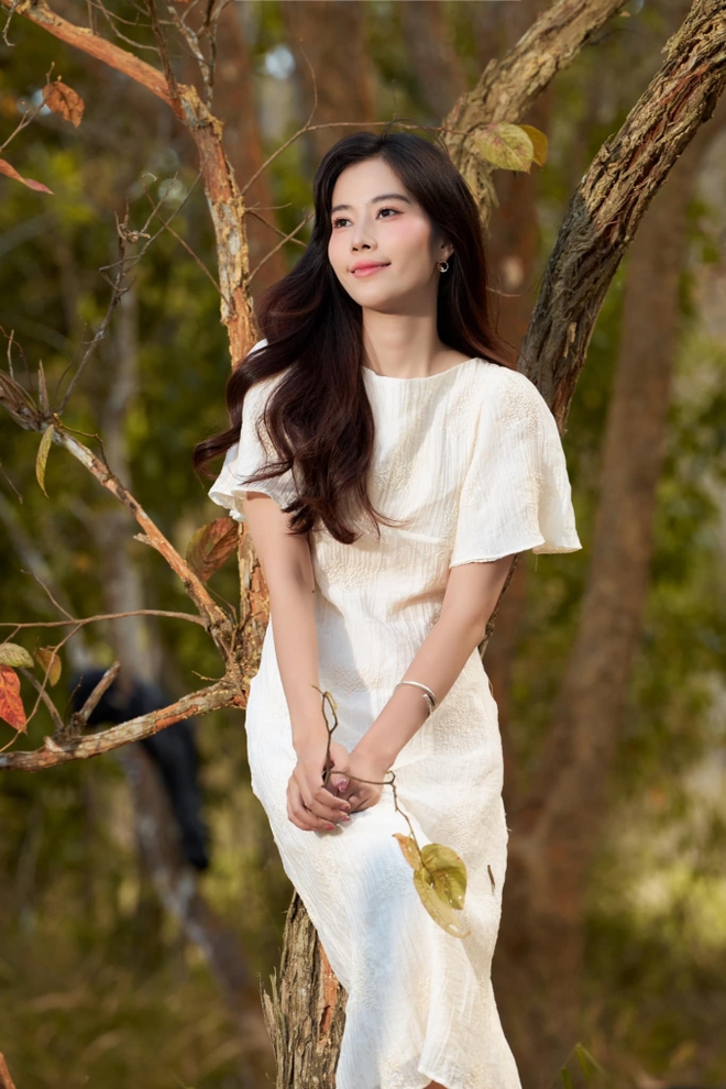 Kênh YouTube có giá 1 triệu USD của Nam Em bị khóa, ai làm điều này?-2