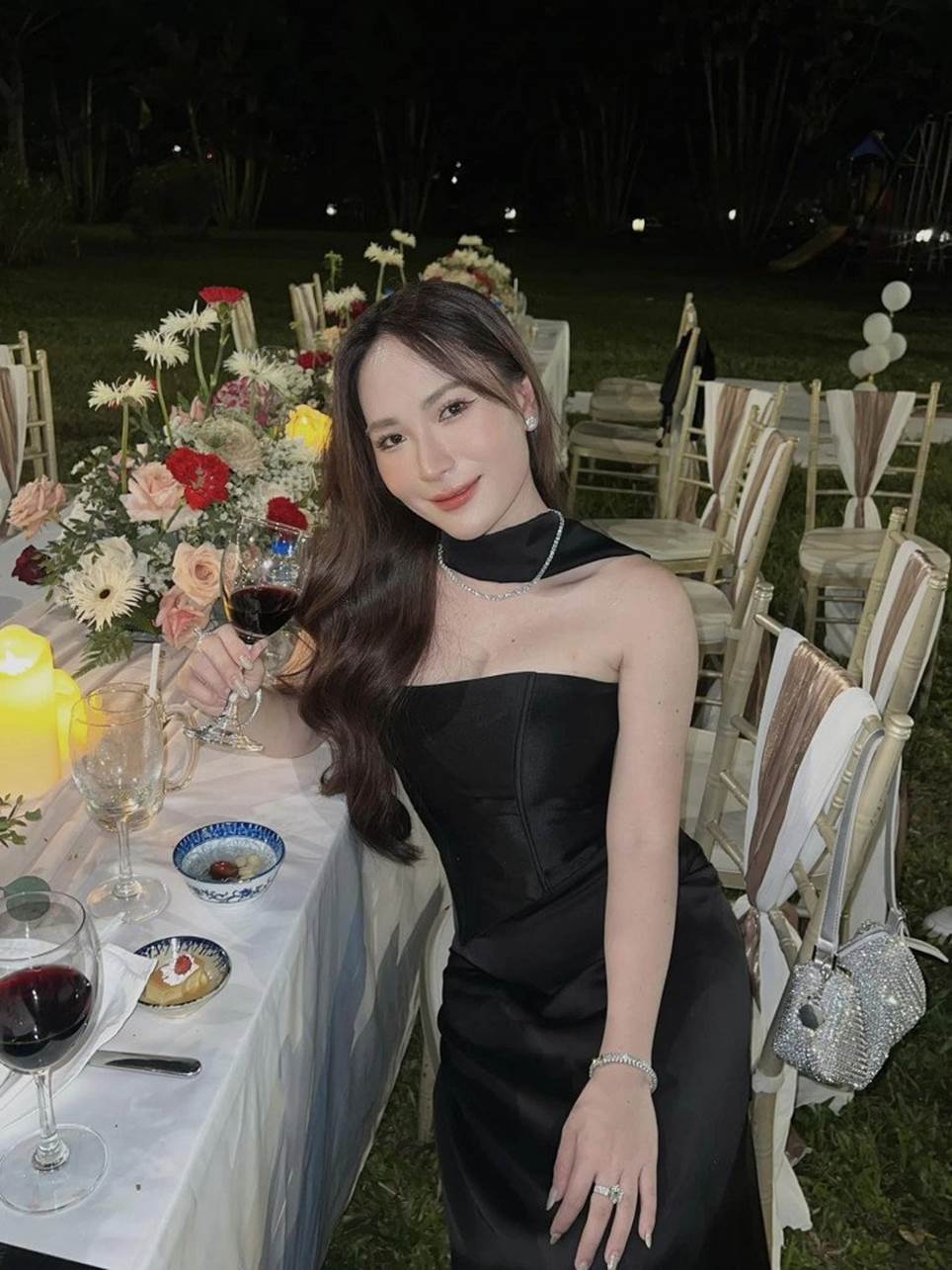 Yêu 3 năm, cô gái Cần Thơ sốc khi biết gia thế nhà chồng, ngày cưới nhận hồi môn khủng-1