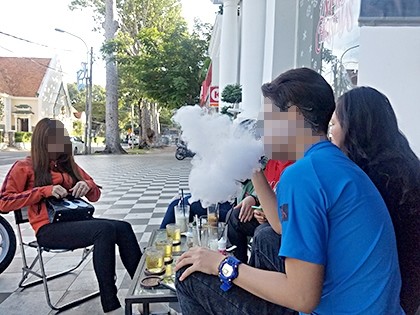 Vật vã tìm trường tư cho con học lớp 10-1