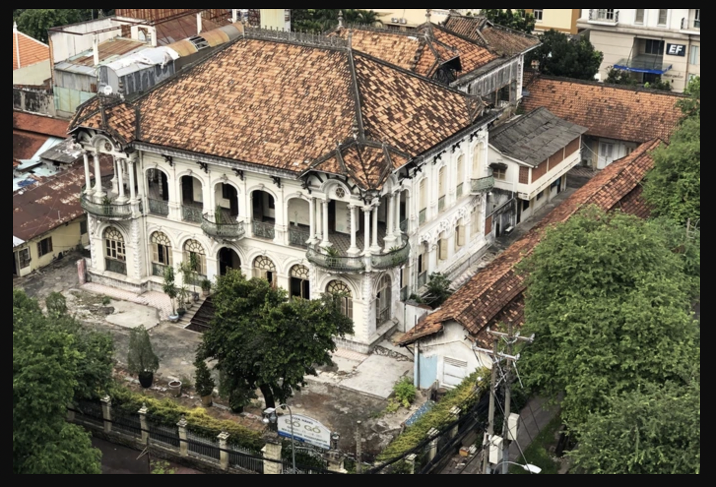 Cận cảnh biệt thự cổ triệu đô mà bà Trương Mỹ Lan xin giữ lại-1